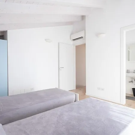 Finisterrae 8 - Immobiliare Living *
